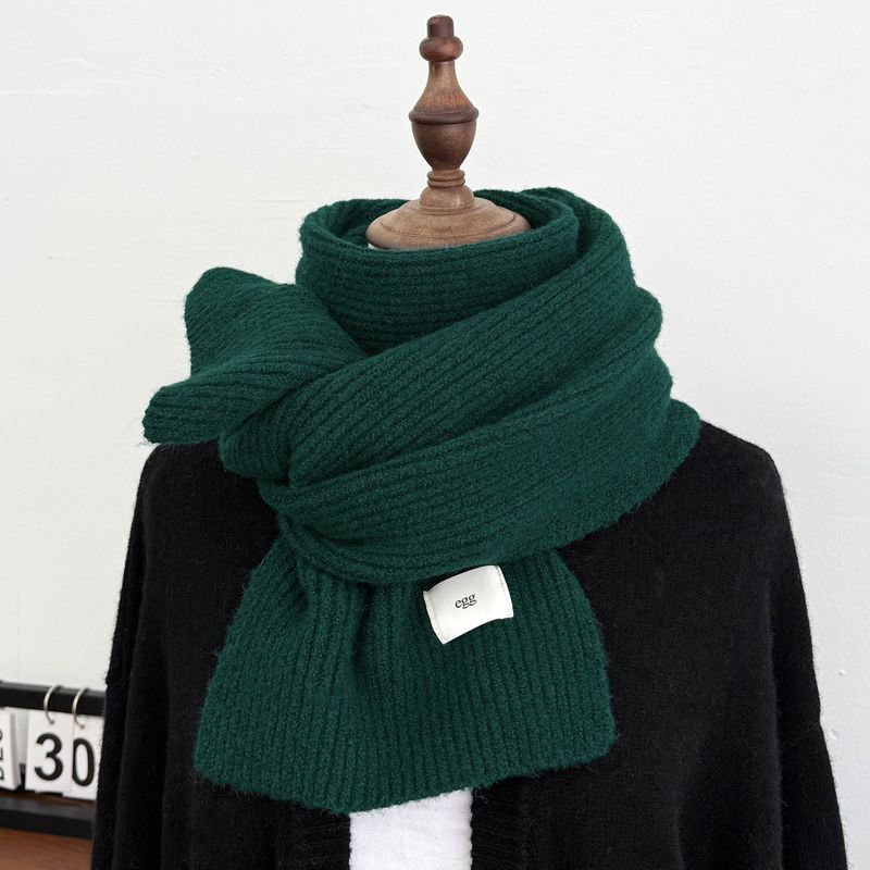 ダークグリーン