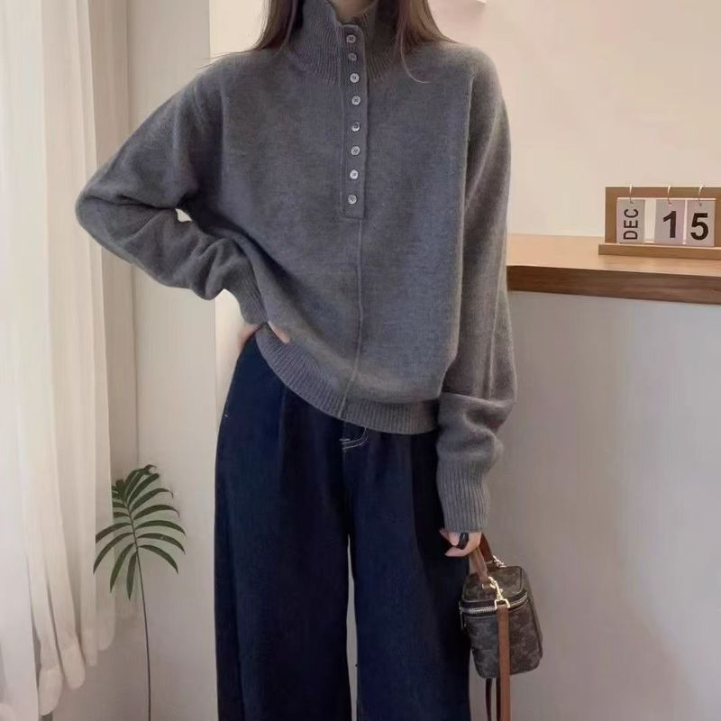 スモークグレー