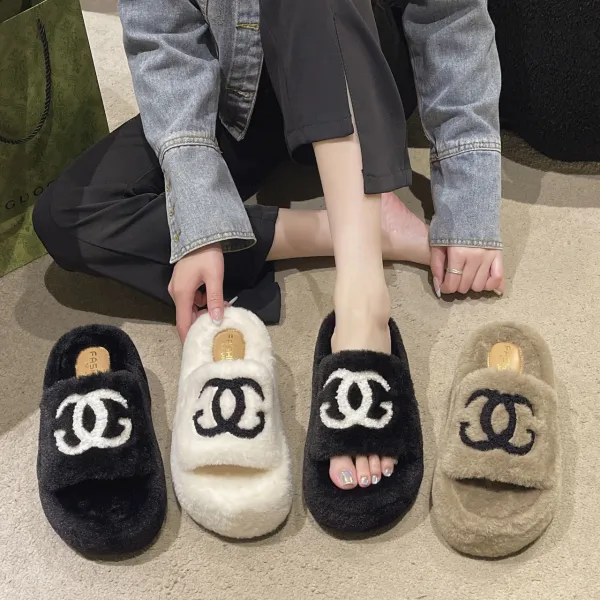 ファー  アルファベット  コットン  韓国風  M  新作  刺繍  2025  レディース  大きめサイズ