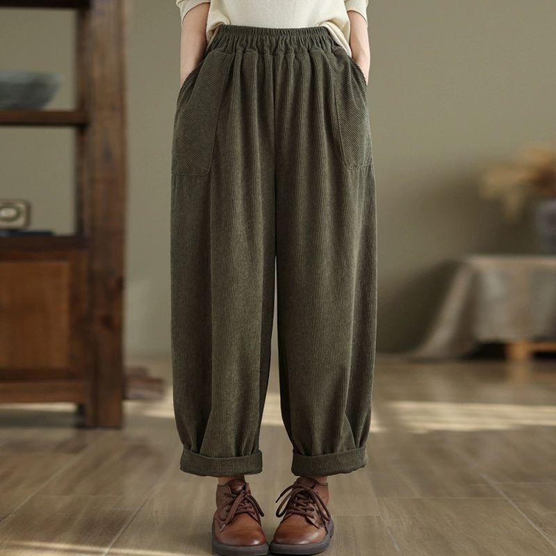 アーミーグリーン