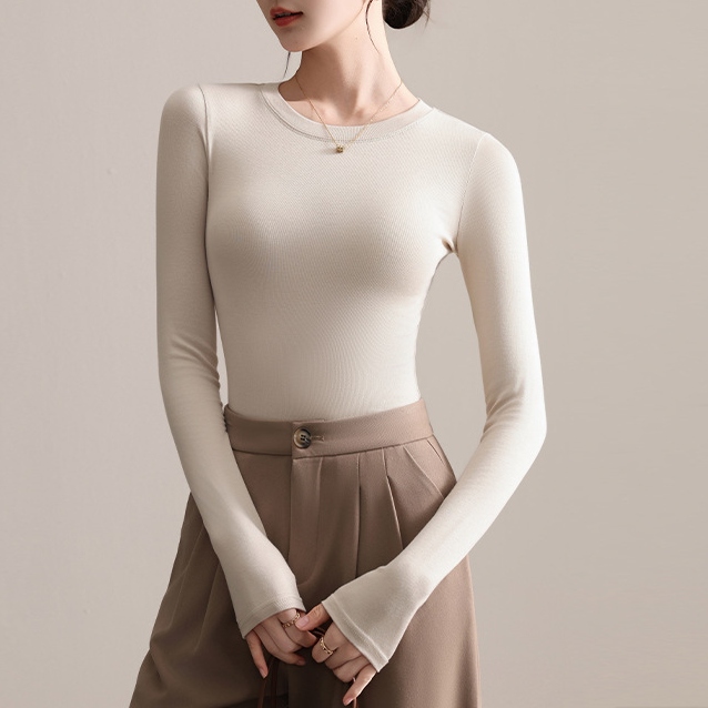 ベージュ (クルーネック)