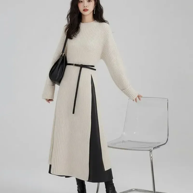 アプリコットセーター + ブラックワンピース【2点セット】