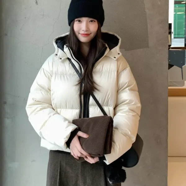 アウター  ダウンジャケット  コットン  ミニ丈  フード付き  冬  暖かい  高級  流行  レディース  高級感  バイカラー