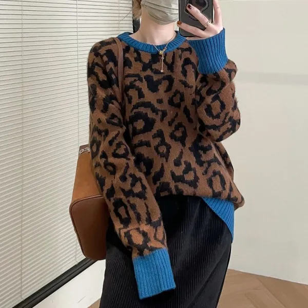 おしゃれ度高め クローズドバック ビックシルエット ヒョウ柄 長袖 プルオーバー ニットセーター
