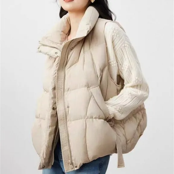 ベスト レディース ダウンベスト ショート丈 ダウンコート ノースリーブ ショートコート コート ブルゾン ジャンパー ジャケット アウター おしゃれ ゆったり 無地 カジュアル 20代 30代 40代 50代 秋冬 秋服 冬服 防寒 防風 暖かい あったか【送料無料】