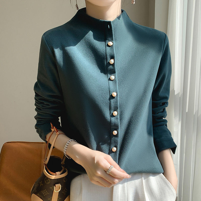 ダークグリーン