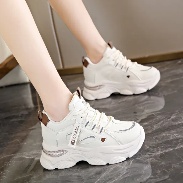 カジュアル  スニーカー  本革  どんなスタイルにも合う  秋  春秋  厚底  インヒール  新作