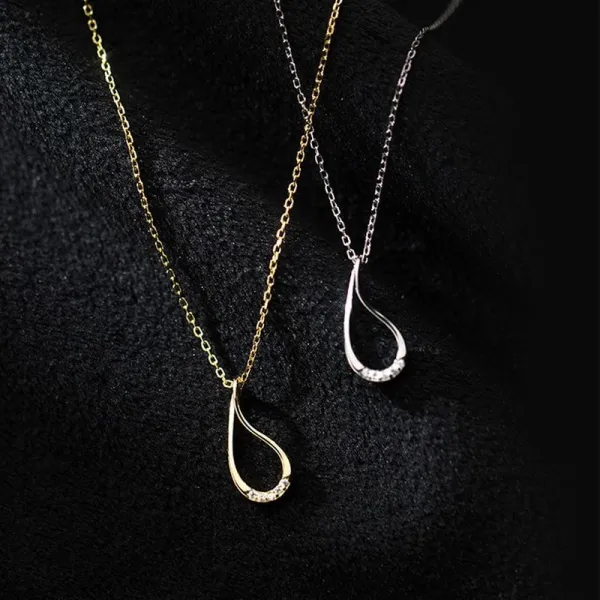 シンプルで可愛いい シンプル ラインストーン 幾何模様ネックレス