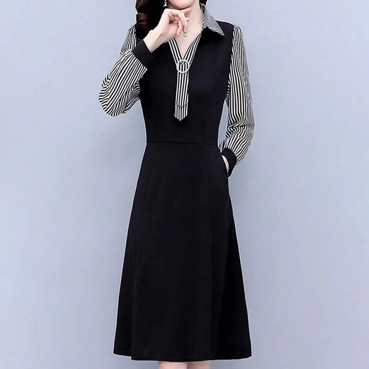 ブラック (ストライプ柄切り替えスカート)