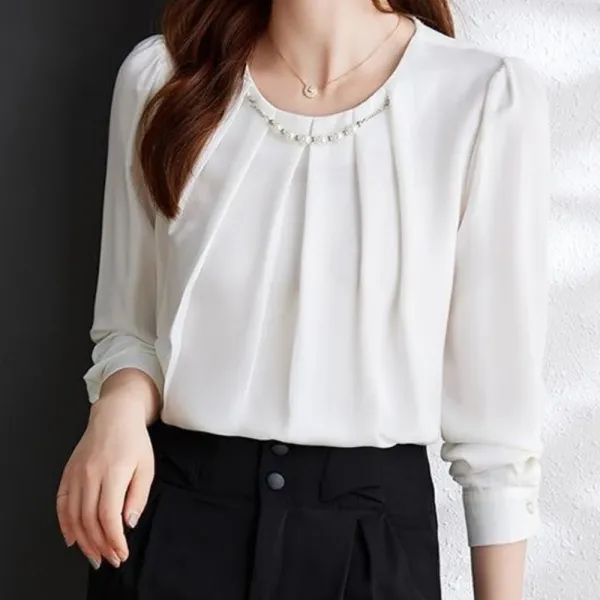 パールビジュー付きシフォンブラウス