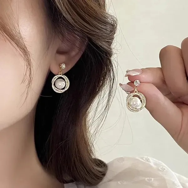 人気を獲得♡ 無地 サークル ラインストーン パール ピアス