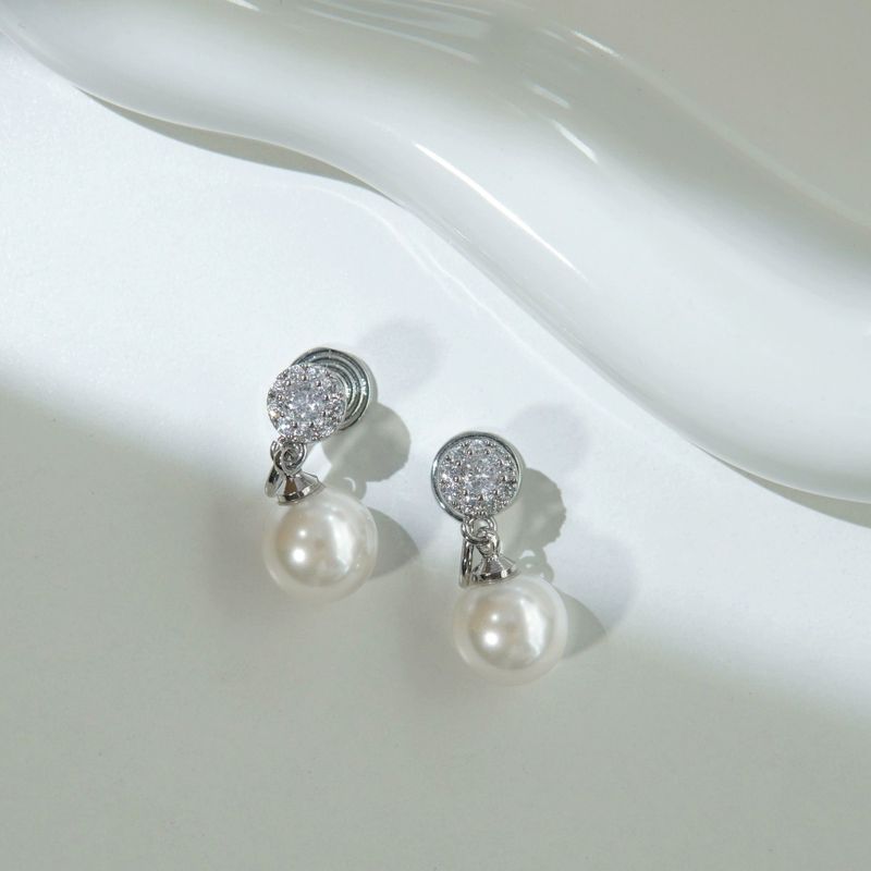 ホワイト/イヤリング