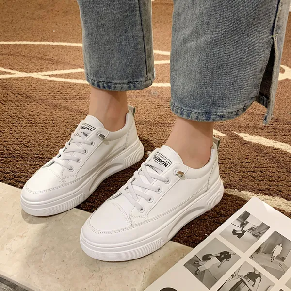 【3色入り】カジュアル切り替え丸トゥ編み上げスニーカー