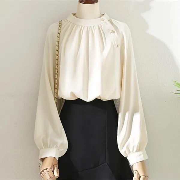 【春コーデ】絶対欲しい 好感度UP オフィス ビジネス オフィスカジュアル  ランタンスリーブ レトロ ボタン 無地 シャツ