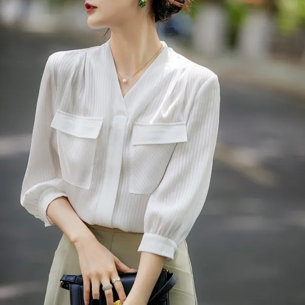 新作登場 プリーツ Vネック ストライプ柄 ランタンスリーブ 七分袖 エレガント シャツ