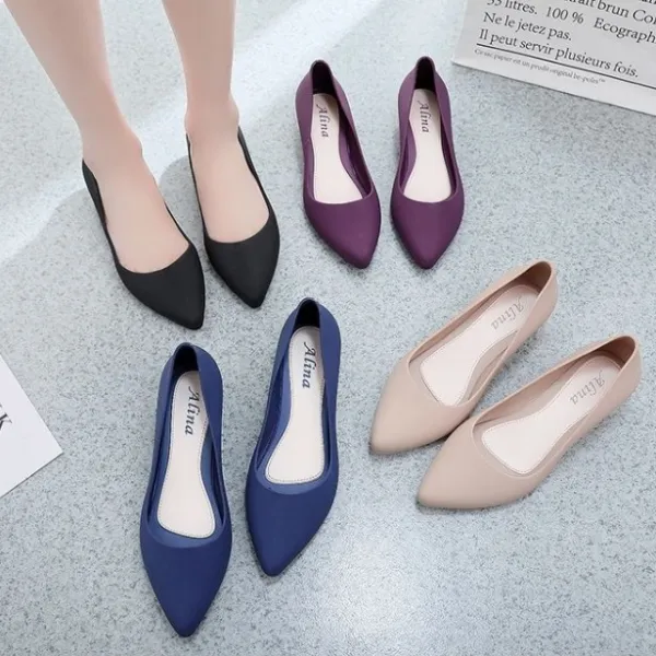 無地ポインテッドトゥ通勤パンプス