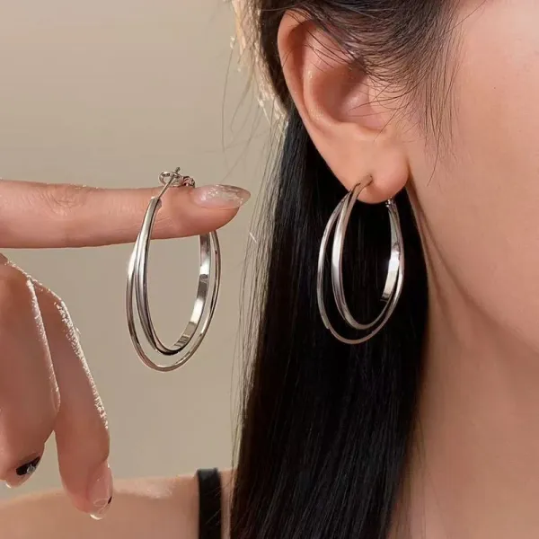 ピアス無地サークル｜上品なシルエット