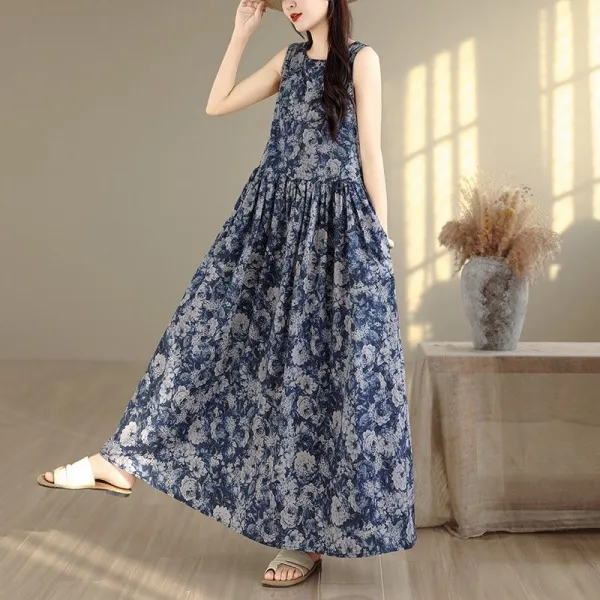 プリントワンピースAラインラウンドネック｜一枚で視線を奪う