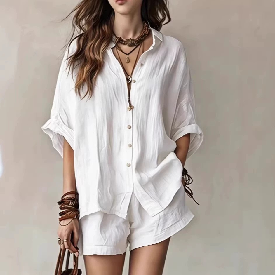ホワイト