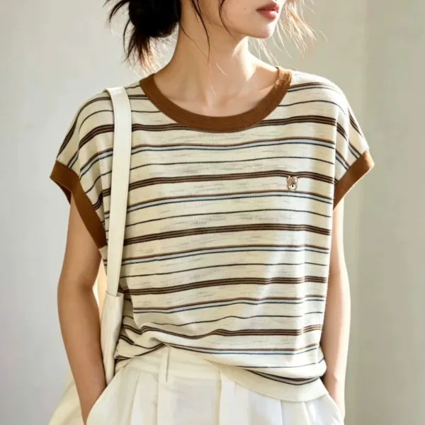【新作】2026年 夏　カジュアル ストライプ 半袖Tシャツ　刺繍入り ゆったり 薄手　デザイン性 若見え　レディース トップス