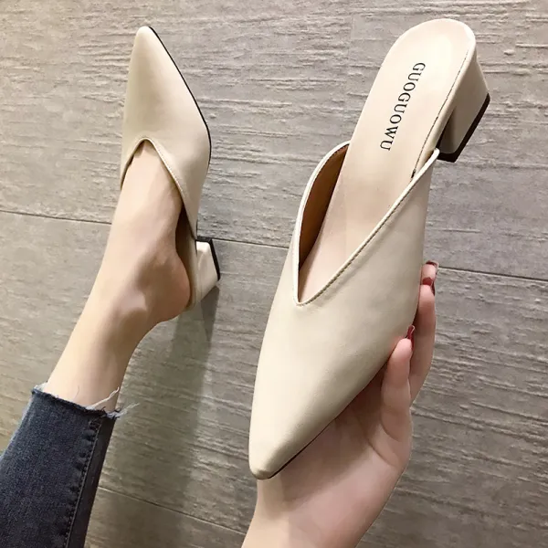 抗菌防臭 ブロックヒール ポインテッドトゥ  美脚効果バッチリ ローヒールパンプス