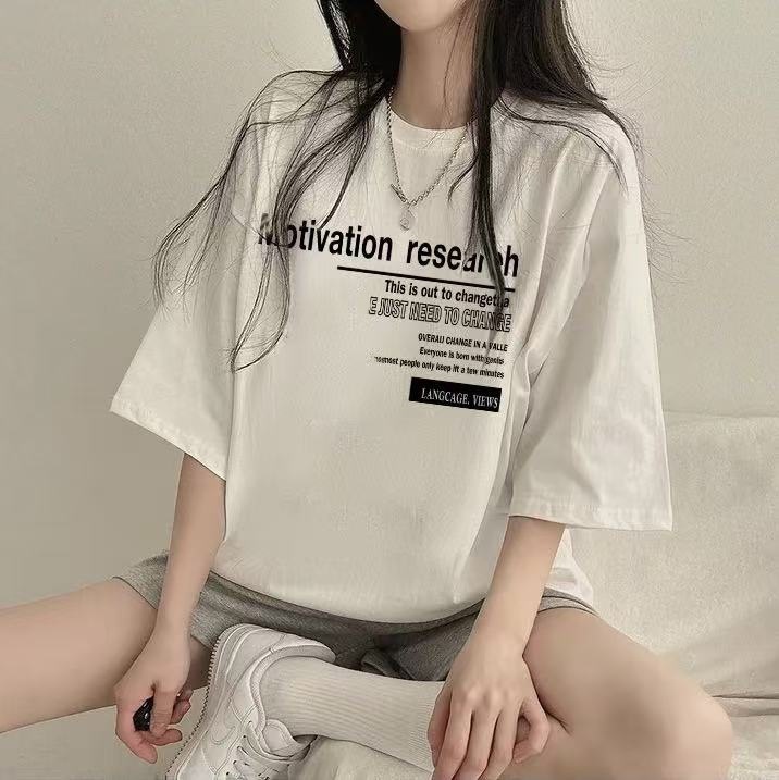 ホワイト