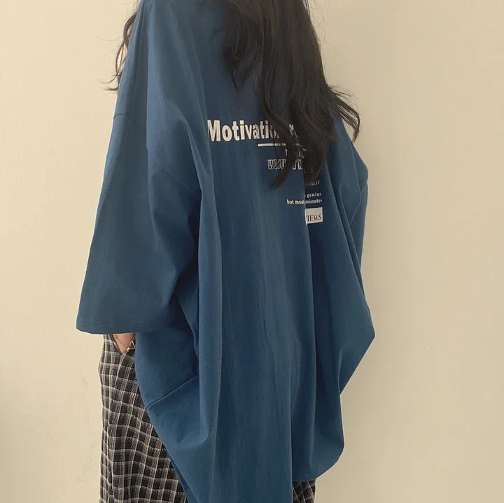 ブルー