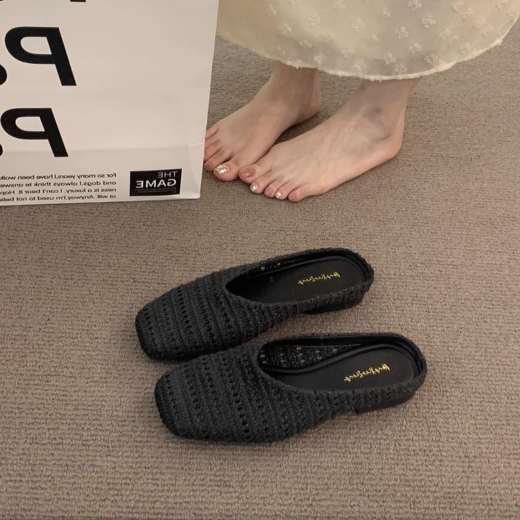 ブラック