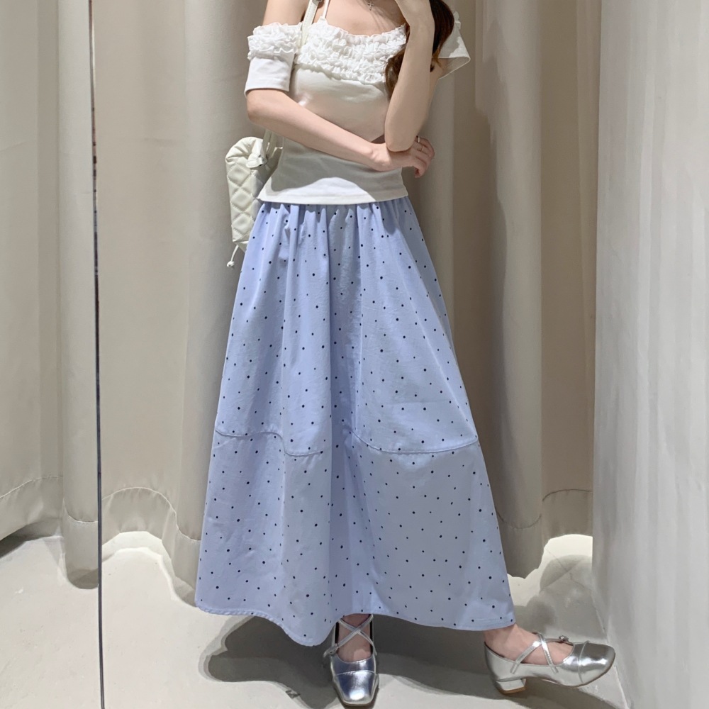 ライトブルー