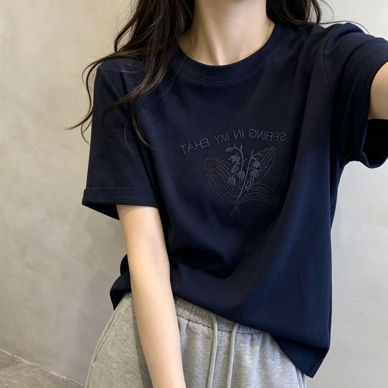 ネイビー