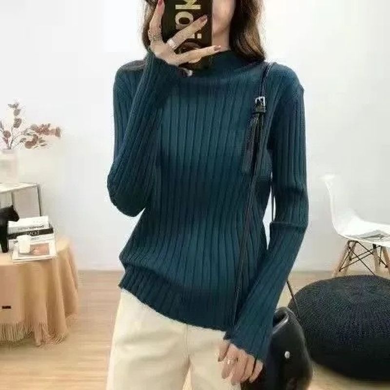 ダークブルー
